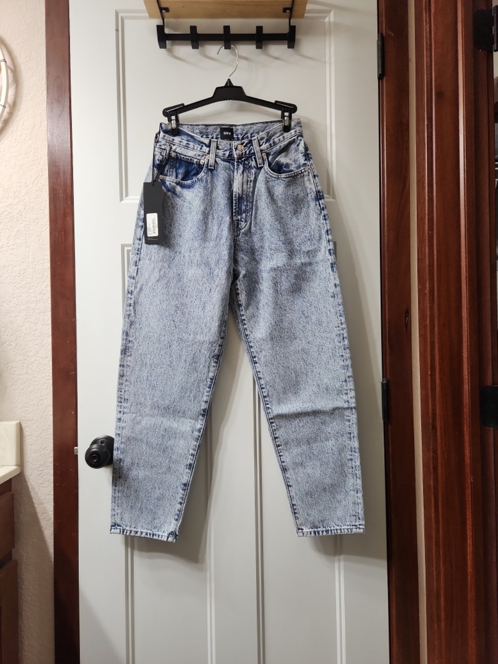 NWT Edwin Barrel Jeans - 24